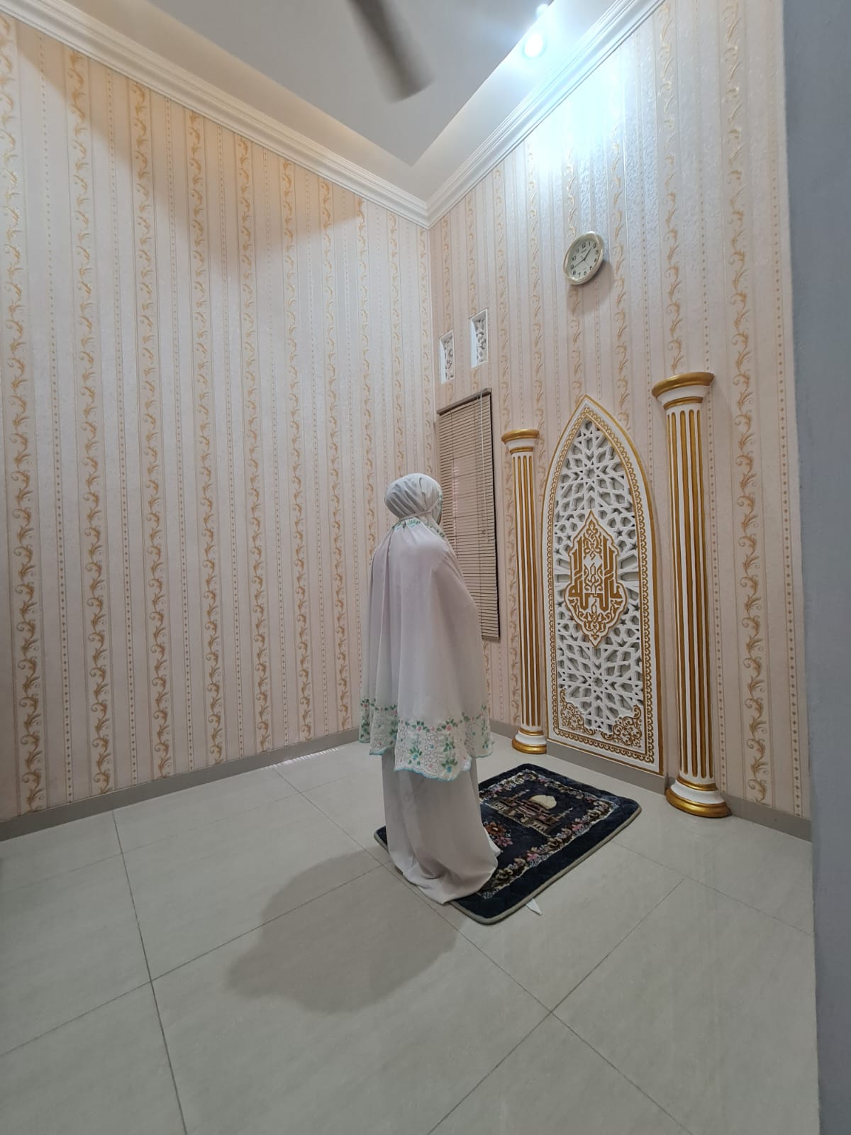 Jual Rumah Bagus Properti DIJUAL CEPAT !!
Rumah Second Bagus Full Furnished, Siap Huni, Bebas Banjir. Cocok untuk Rumah Tinggal.
